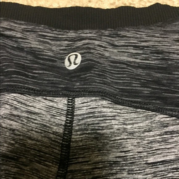lululemon athletica Tops - Lululemon base runner long sleeve top.